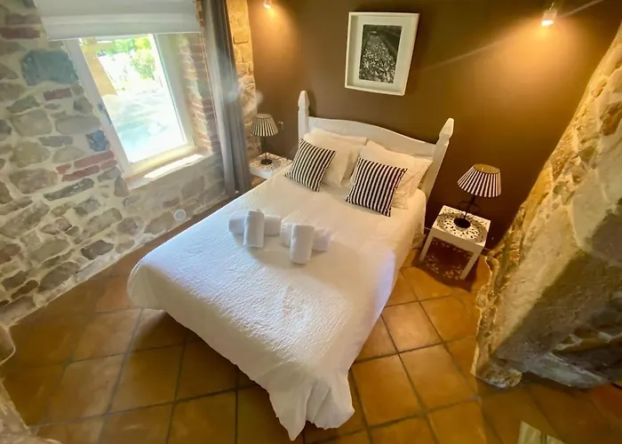 Olas Y Flores Silvestres 2 Colunga